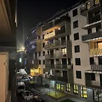 Vienna Rxm Apartments