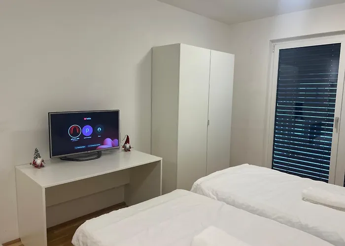 Vienna Rxm Apartments